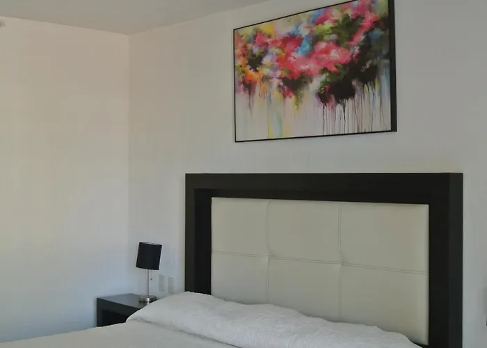 Parque Inn Hotel & Suites